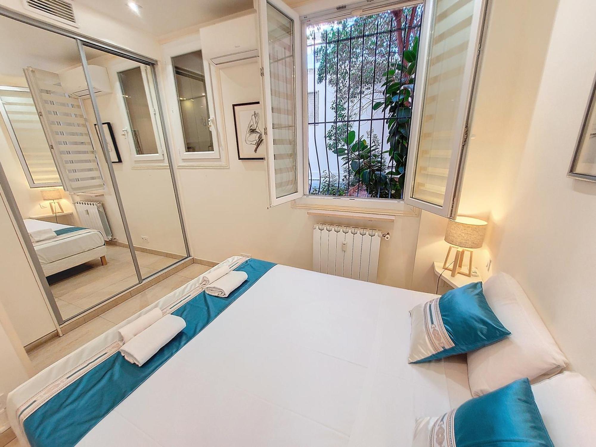 Nestor&Jeeves - Marylin - Central - Very Close Sea Nisa Exterior foto
